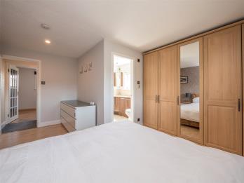 Property to rent in Baberton Mains Brae, Edinburgh, EH14