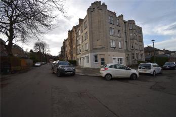 Property to rent in Morningside Gardens, Edinburgh, EH10