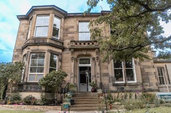 Property to rent in Merchiston Crescent, Edinburgh, EH10
