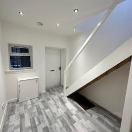 Property to rent in High Street Perth