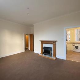 Property to rent in Canal Crescent Perth