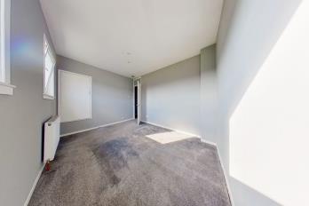 Property to rent in Gourdie Place, Charleston, Dundee, DD2 4RH