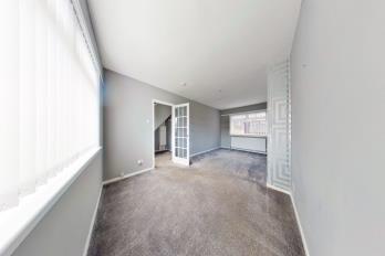 Property to rent in Gourdie Place, Charleston, Dundee, DD2 4RH