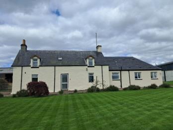Property to rent in Lintrathen, Kirriemuir, Angus, DD8 5JE