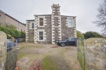 Property to rent in 2 Castleroy Road, Broughty Ferry, Dundee, DD5 2LQ
