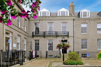 Property to rent in 3a Golden Square, Aberdeen, AB10 1RD
