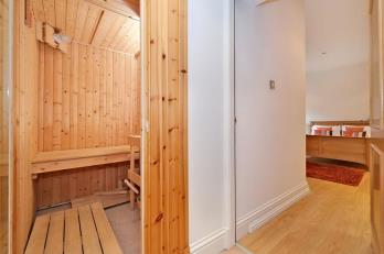 Property to rent in 3a Golden Square, Aberdeen, AB10 1RD