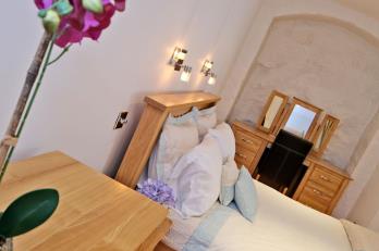 Property to rent in 3a Golden Square, Aberdeen, AB10 1RD