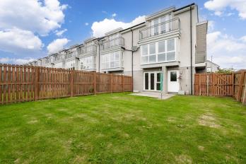 Property to rent in 1 Woodlands Walk, Cults, AB15 9DW