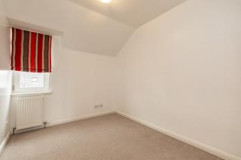 Property to rent in 1 Woodlands Walk, Cults, AB15 9DW