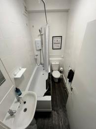 Property to rent in 27cUrquhart Road, Aberdeen, AB24