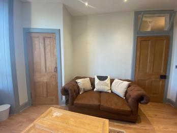Property to rent in Bellevue Road, Bellevue, Edinburgh, EH7 4DG