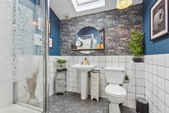 Property to rent in 209 Ayr Road, Newton Mearns, G77 6AH