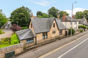 Property to rent in 209 Ayr Road, Newton Mearns, G77 6AH