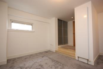 Property to rent in Flat 1/8 Sheriff Court 149 Ingram Street Glasgow G1 1DW