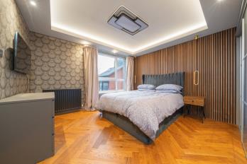 Property to rent in Dunlop Street, City Centre