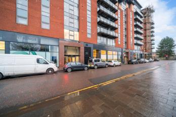 Property to rent in Dunlop Street, City Centre