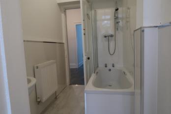 Property to rent in Deanston Drive, Shawlands