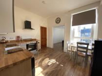 Property to rent in 119 Union Grove