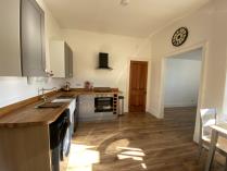 Property to rent in 119 Union Grove