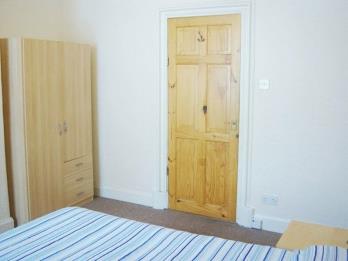 Property to rent in Commercial Street, Kirkcaldy