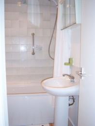 Property to rent in High Street, Kirkcaldy