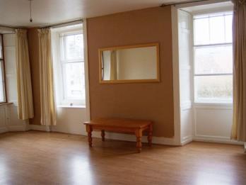 Property to rent in High Street, Kirkcaldy
