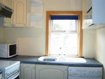 Property to rent in Balfour Street, Kirkcaldy