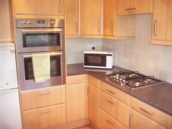 Property to rent in Dunbar Place, Kirkcaldy