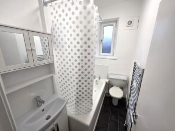 Property to rent in George Street, City Centre, Aberdeen, AB25 3XJ