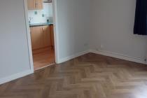 Property to rent in Howth Drive