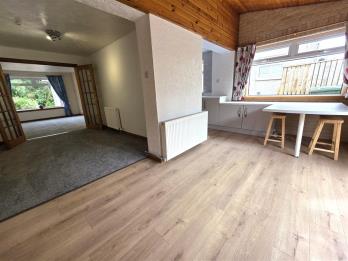 Property to rent in Mossneuk Drive, Mossneuk, East Kilbride