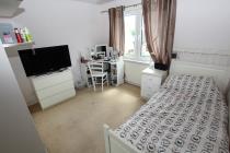 Property to rent in Dunbar Drive