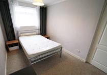 Property to rent in Bellshill Road