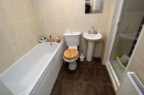 Property to rent in Henderson Court