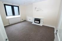 Property to rent in Chapel Street