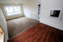 Property to rent in Primrose Crescent