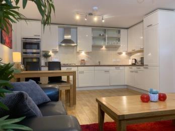 Property to rent in Queens Crescent , , Aberdeen, AB15 4BE
