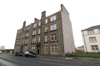 Property to rent in Clepington Road, Dundee