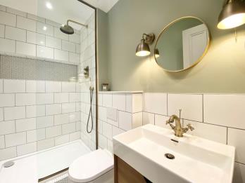 Property to rent in Buckingham Terrace, Botanics, Glasgow, G12 8EB