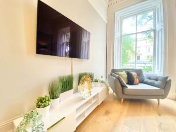 Property to rent in Buckingham Terrace, Botanics, Glasgow, G12 8EB