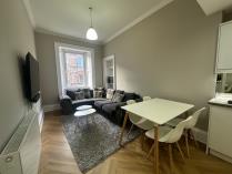 Property to rent in 25/6 Milton Street, EH8 8HA