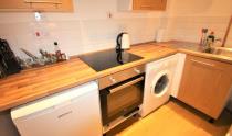 Property to rent in 50/8 (1F4) Broughton Road, Edinburgh, EH7 4EE