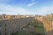 Property to rent in 29/7, Marionville Road, Edinburgh, EH7 5UD