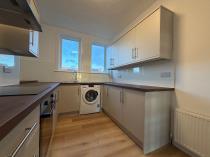 Property to rent in 70 New Hunterfield, Gorebridge, EH23 4BH