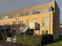 Property to rent in 43 Mauseley Park, Edinburgh, EH4 8FB