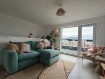 Property to rent in 43 Mauseley Park, Edinburgh, EH4 8FB