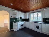 Property to rent in 22 Carlowrie Place, Gorebridge, EH23 4XL