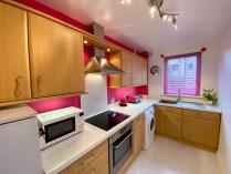 Property to rent in Hawthornden Place, EH7 4RF
