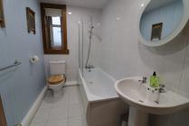 Property to rent in 3 Old Bank Building, Scool Green
